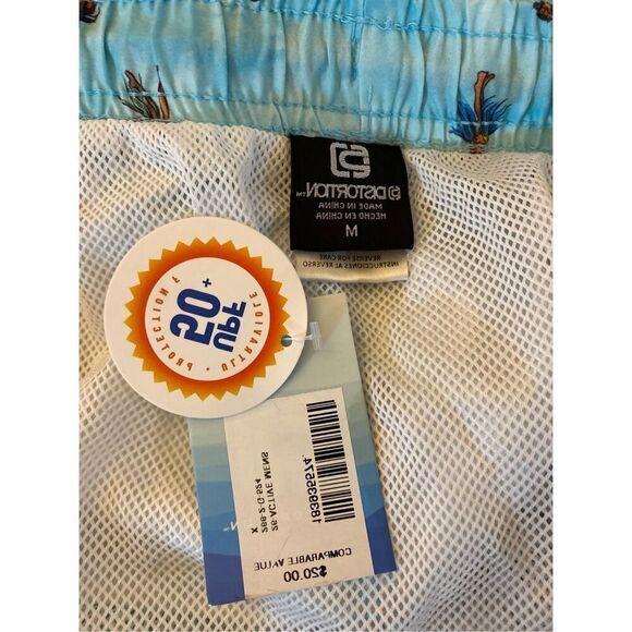 Distortion  NWT, UPF, 50 mins, blue, Hawaiian girl, print swim trunks, size medi - Picture 5 of 5